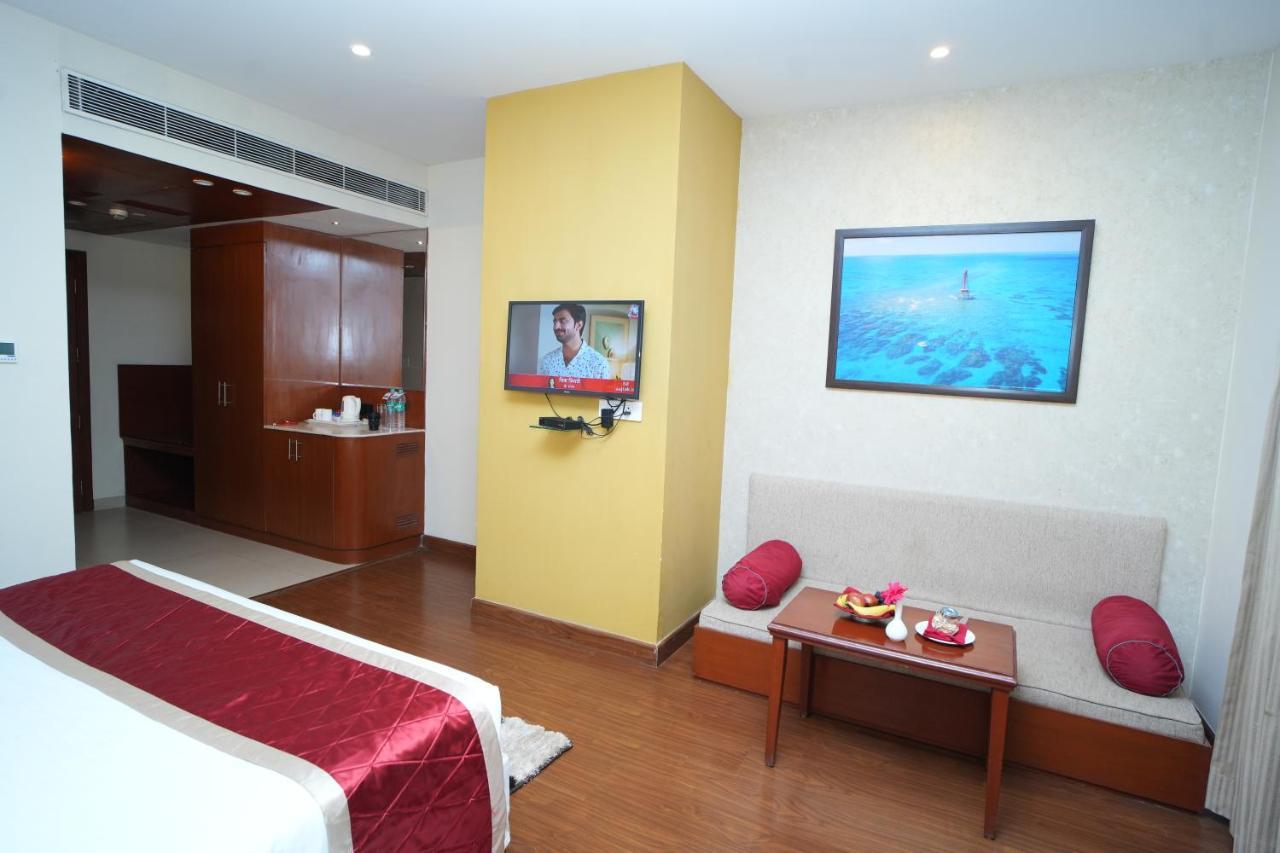 The Altruist Business Hotel Hitech Haïdarabad Extérieur photo