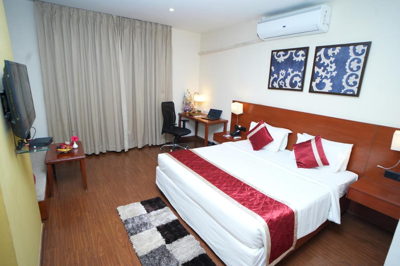 The Altruist Business Hotel Hitech Haïdarabad Extérieur photo