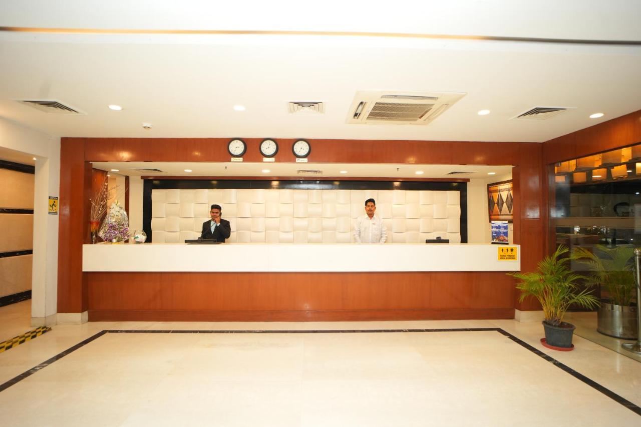 The Altruist Business Hotel Hitech Haïdarabad Extérieur photo